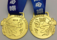 ダイ カストの金属のバイシクル・レースのスポーツのための注文のスポーツ メダル真鍮の物質的なタイプは