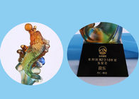 中国趣味の色付け Liuliのトロフィおよび賞の魚は排他的なギフトを設計します