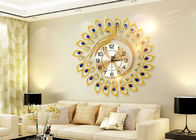 家の装飾のためにめっきされる贅沢な孔雀の設計金属の柱時計の金