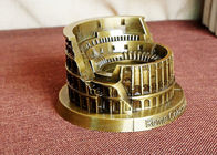 ローマのColosseumの観光の名所のレプリカ、イタリアの有名な建物のシミュレーション モデル