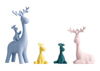 家/ホテルの樹脂の装飾は動物家族についての樹脂のシカの形を制作します